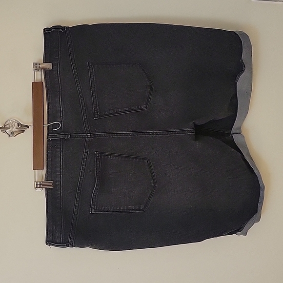 3/$30 SONOMA Black Denim Cut-off Bermuda High Rise Grunge Jean Shorts - Picture 4 of 10